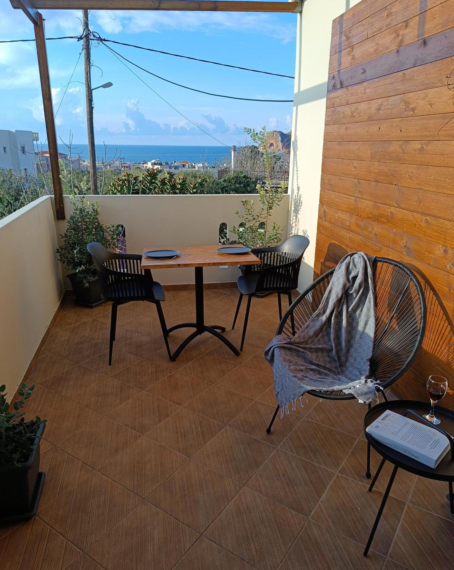 Giodriana Cozy Studio Agia Marina Екстериор снимка